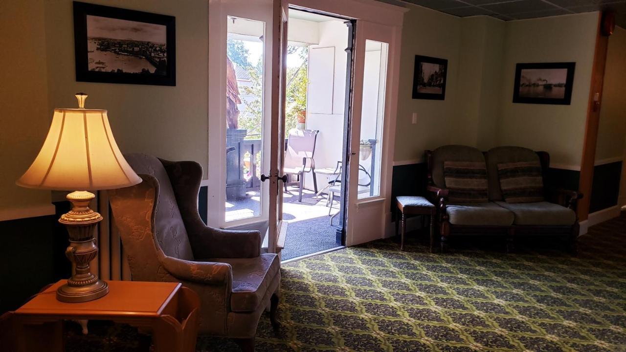 James Bay Inn Hotel, Suites & Cottage فكتوريا المظهر الخارجي الصورة